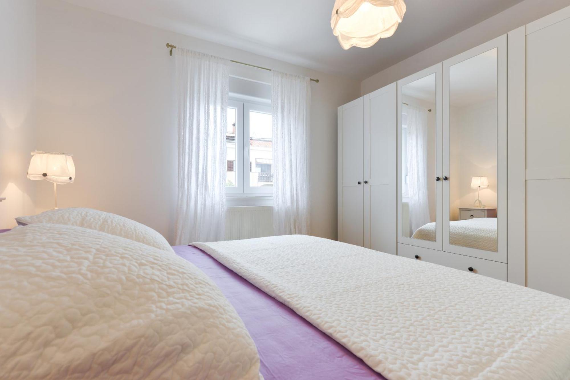 Apartament Spacious Chic *